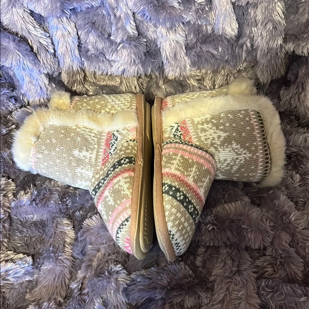 Women’s Talbots Cozy Knit Patterned Boots with Faux Fur Size 7 - Picture 5 of 16